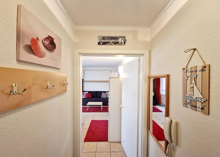 Apartment 631, Seepark *